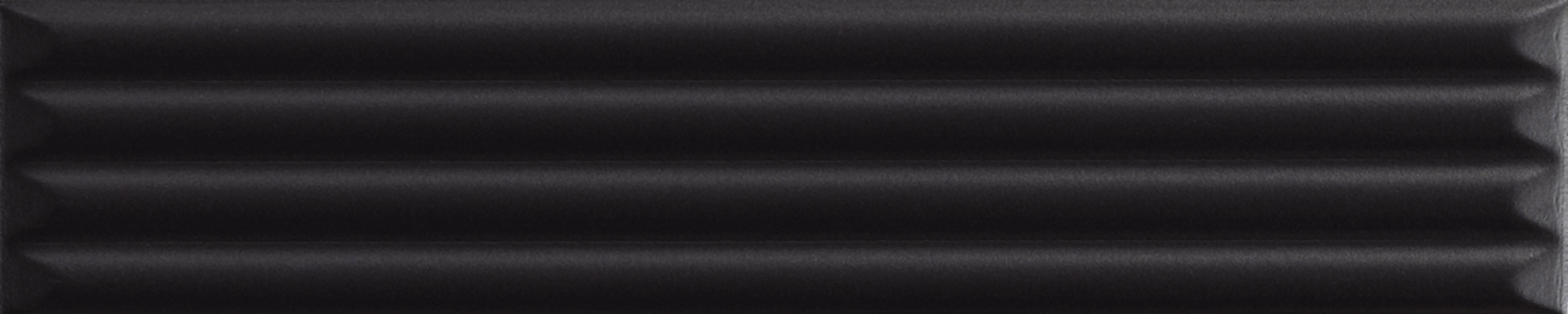 Wandtegel UP Black 5x25 cannettato glossy